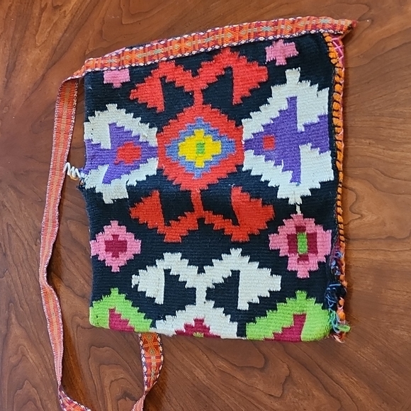 VINTAGE handmade woven bag - Picture 9 of 12